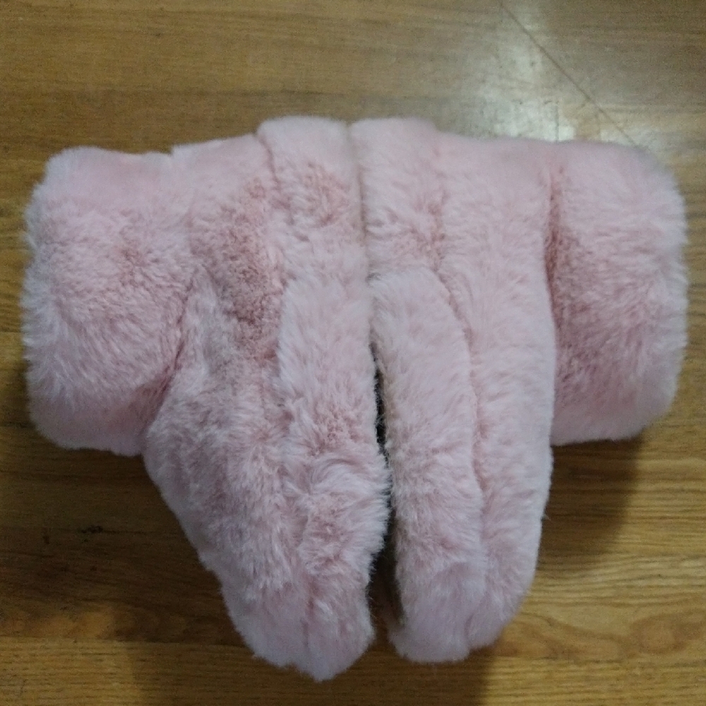 Wild Diva Plush Pink Women's Slippers - Picture 5 of 6